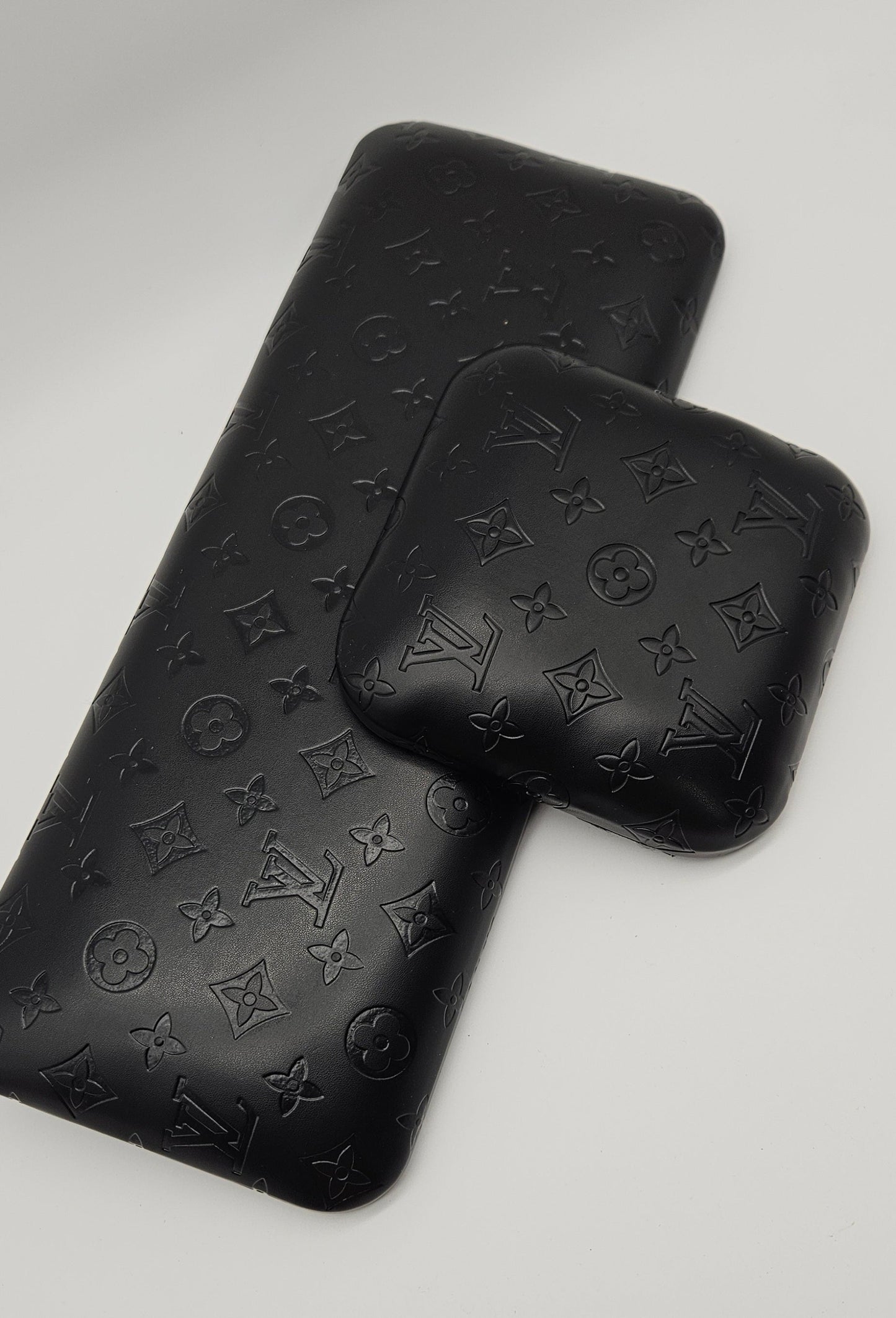 Luxury Nail Arm Rest With Legs and Anti-Slip and U-Shape Arm Rest