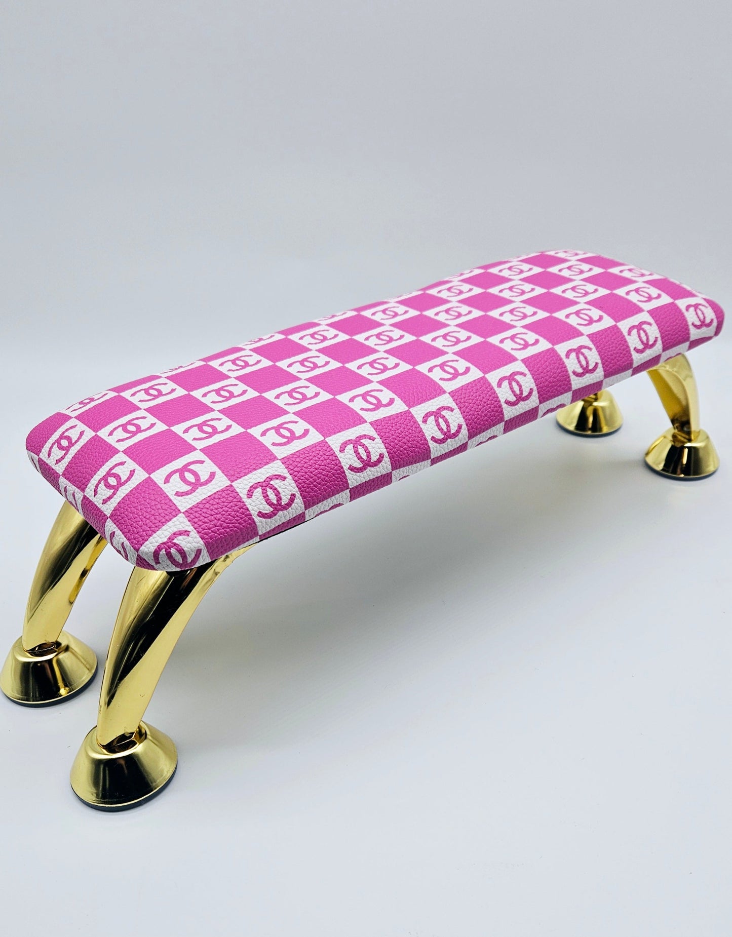 Luxury Nail Arm Rest With Legs and Anti-Slip and U-Shape Arm Rest