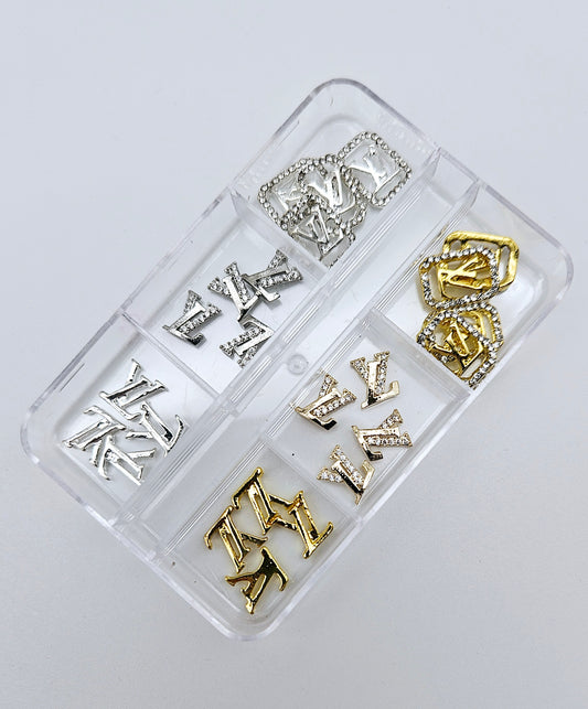 Zircon Luxury Designer Brand Nail Charms Gold Bling Silver