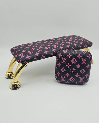 Luxury Nail Arm Rest With Legs and Anti-Slip and U-Shape Arm Rest