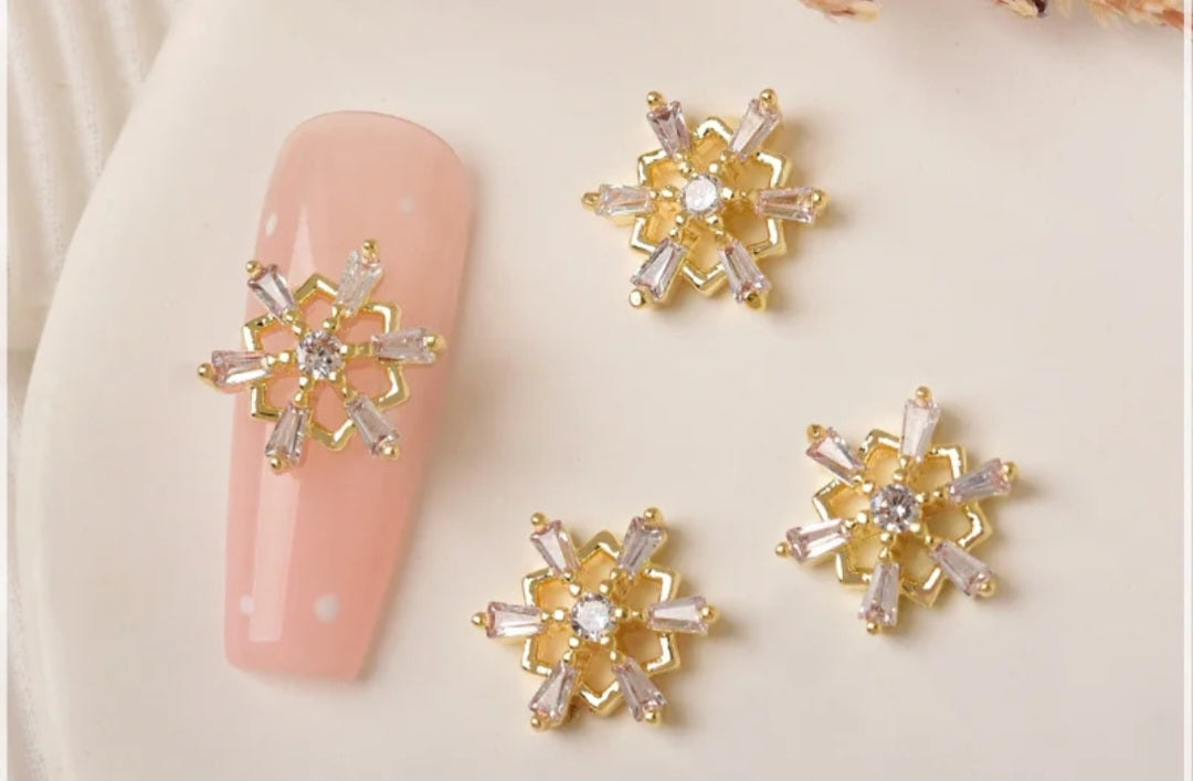 High Quality Zircon Christmas Nail Charms Snowflake Tree Heart 2pc/5pcs/Mix