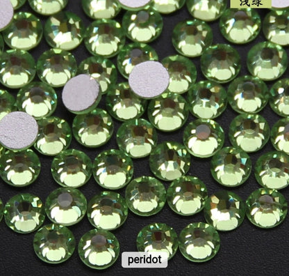 2500pcs Round Flatback Nail Rhinestones Mixed Sizes