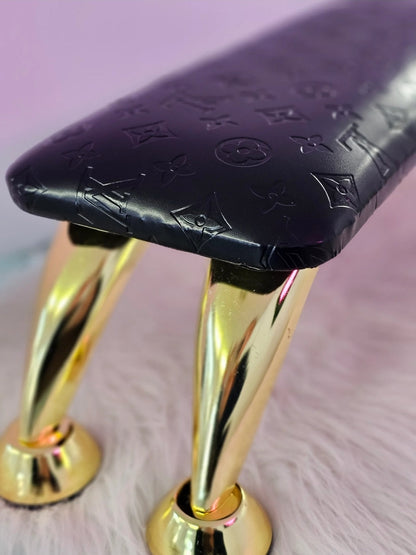 Luxury Nail Arm Rest With Legs and Anti-Slip and U-Shape Arm Rest