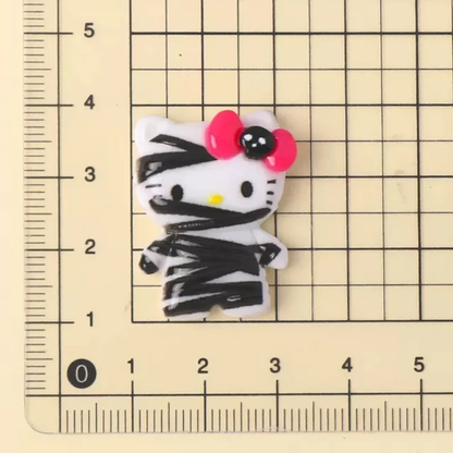 Kawaii Sanrio Mummy Charm Size